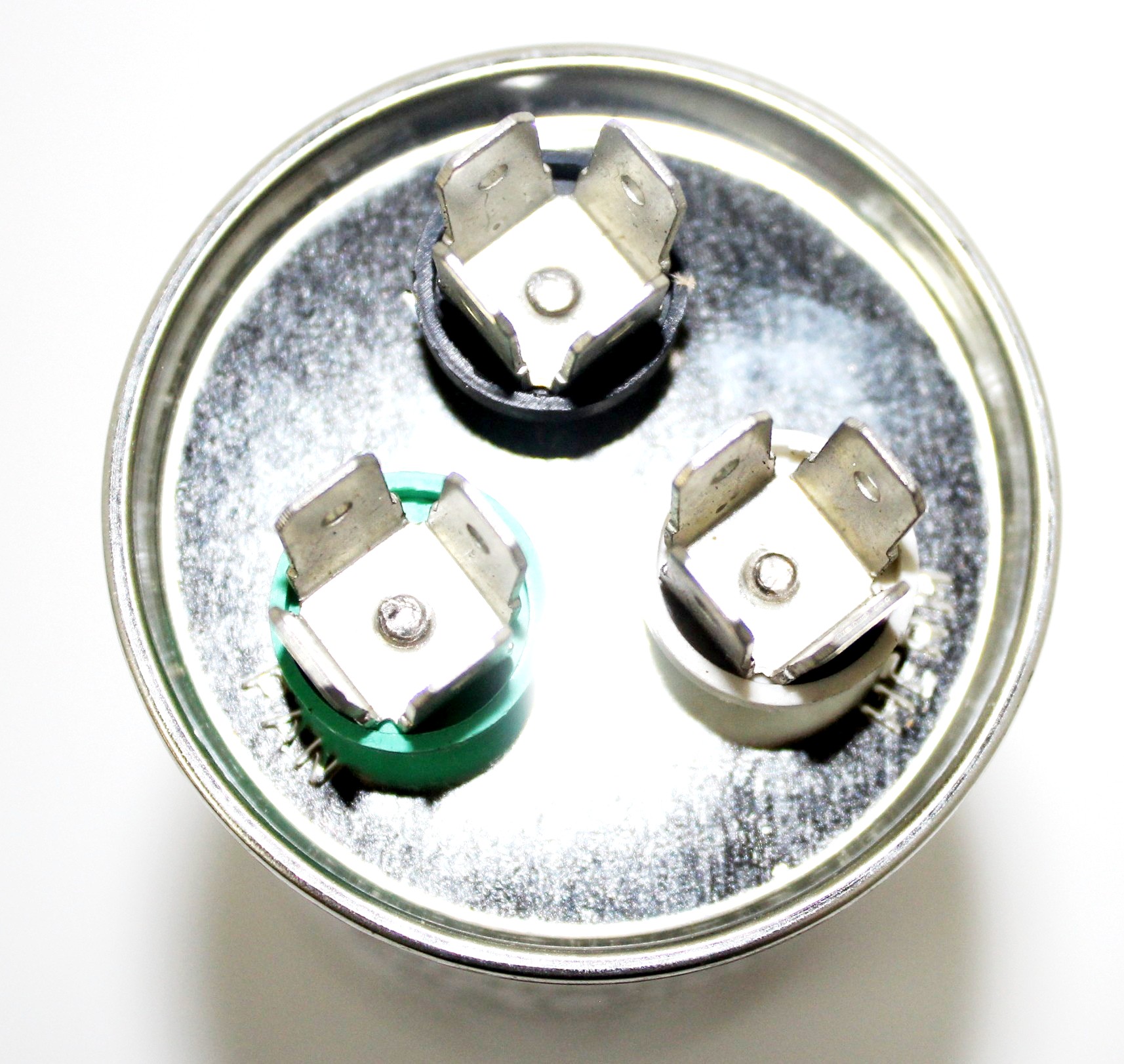 CAP400UN, RF06B118 *Конденсатор  30+1,5 мф 450V совмещенный