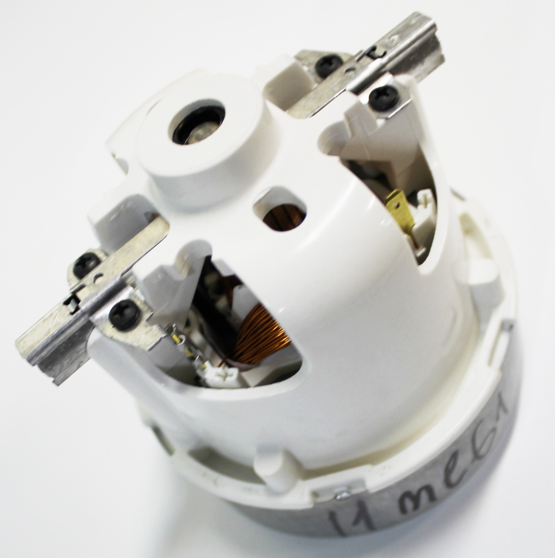 11me61 Мотор пылесоса 900W, H=114/43,D108/87/28, Ametek E063200048 (Philips) E063200267