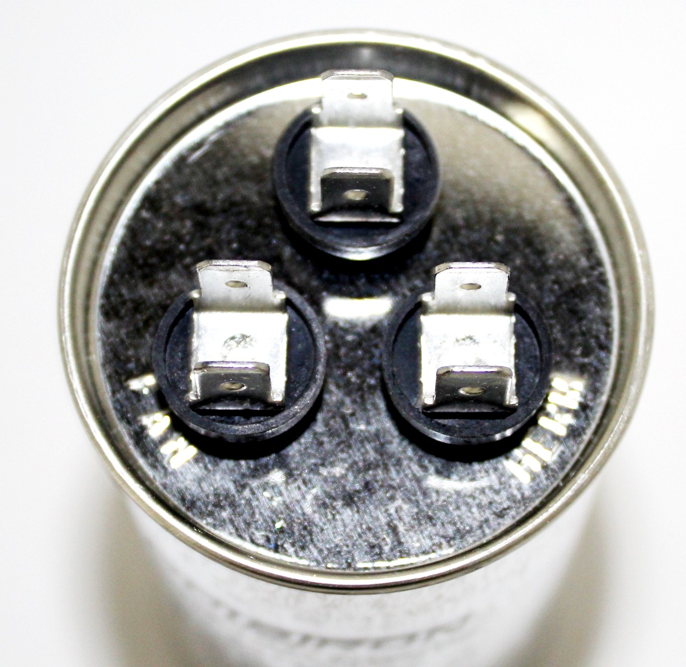 RF06B136 *Конденсатор  40+1,5 мф 450V совмещенный