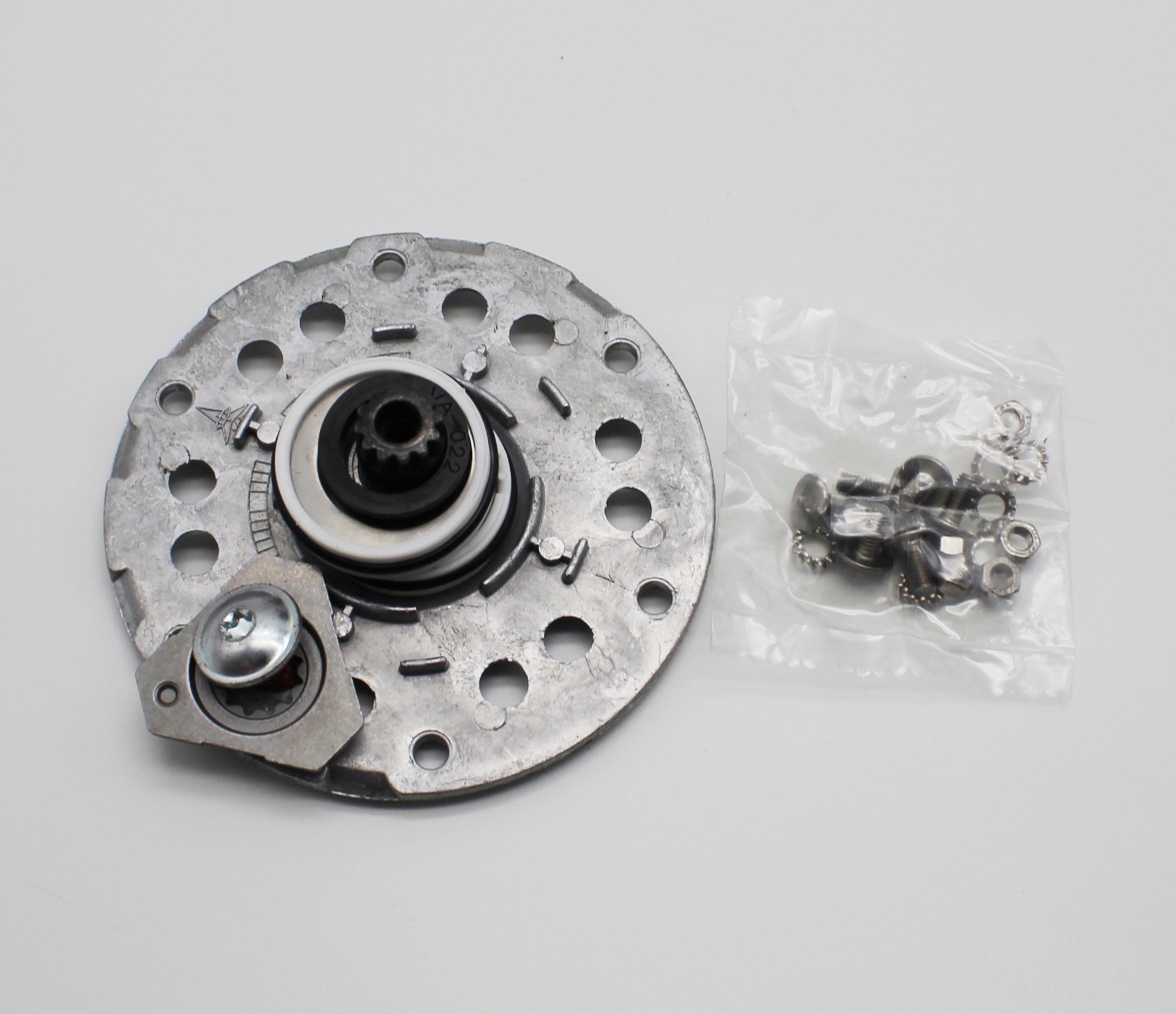 cod708 Опора для барабана Bosch, Siemens, Brandt, со стороны шкива, 55x4286, SPD002FA