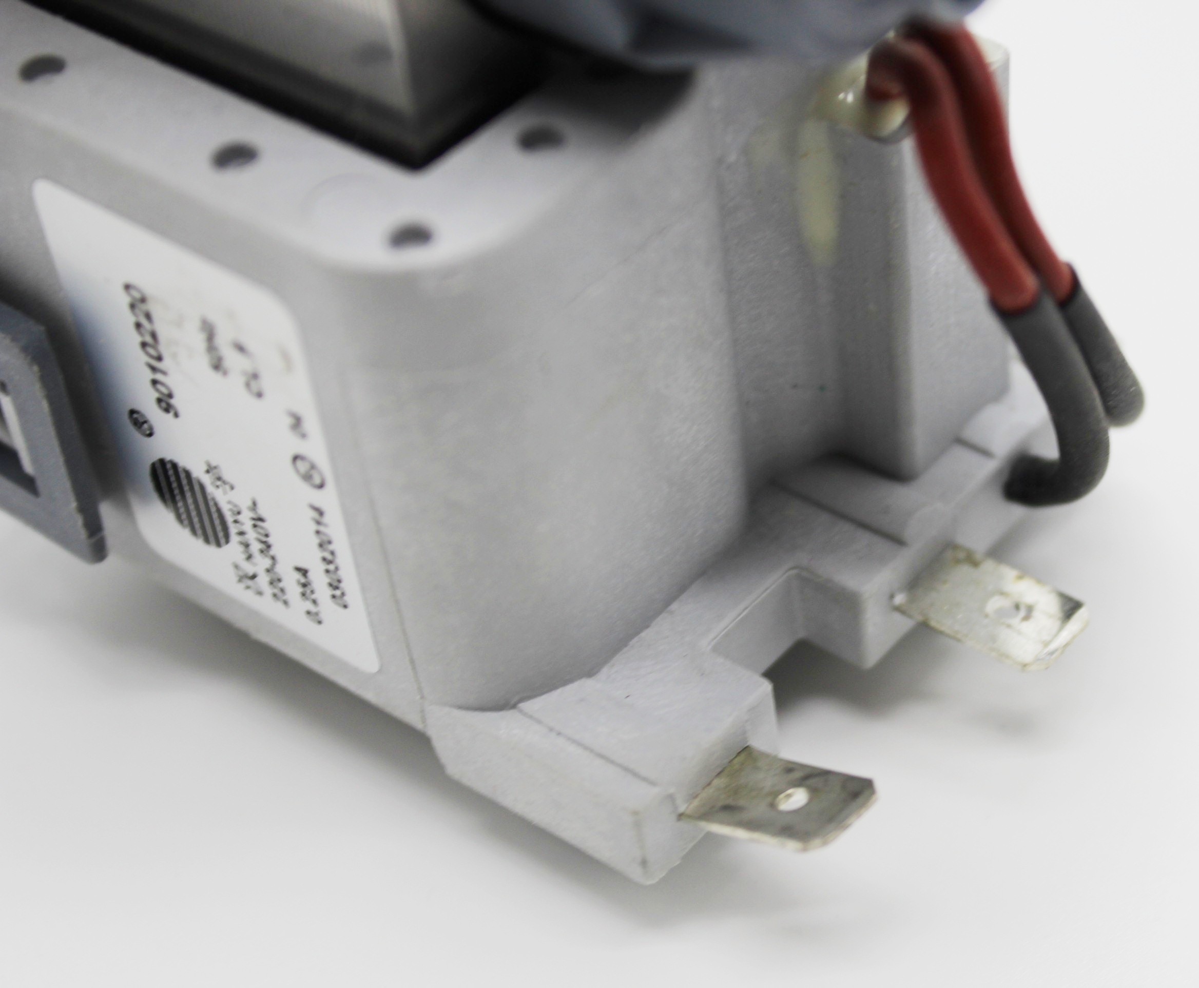 VE5402 Насос HANYU 30W 3 защелки клеммы назад раздельно со скосом PMP003VE, зам. 32007036, 32015595,