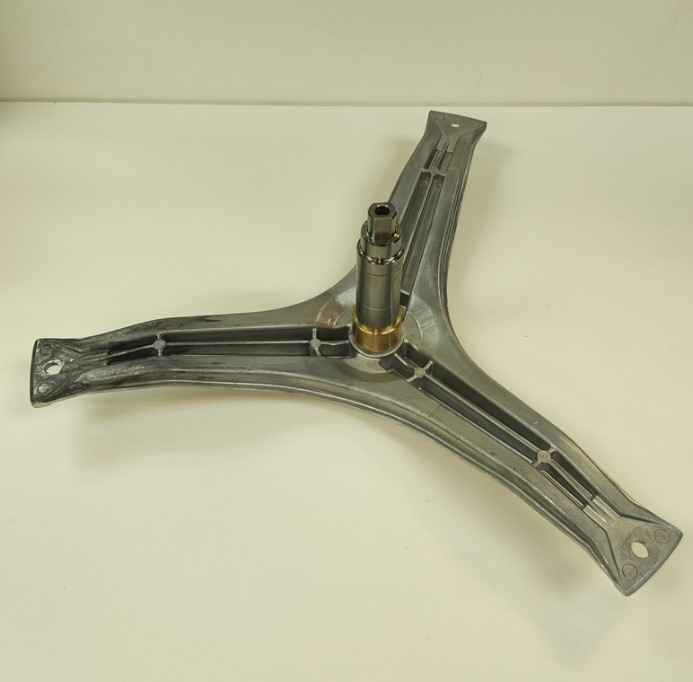 cod777  Крестовина барабана BOSCH- 00684101 !перед установкой сверить размер, высота лучей 40ММ
