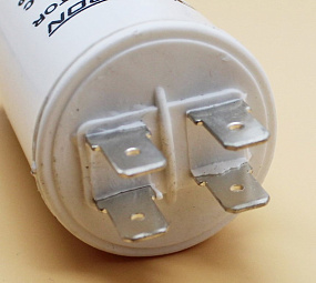 CAP518UN КОНДЕНСАТОР CAP 11 МкФ 450V CBB60