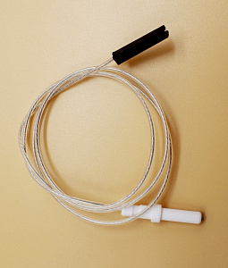 C00118496 Свеча поджига L=700 плиты WHIRLPOOL H30 L700, аналог C00052951, 052951