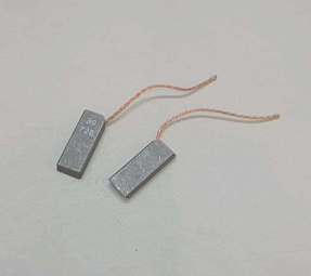 SD025sn, UN125 Щетки двигателя 5*12,5*32 тип sandwich